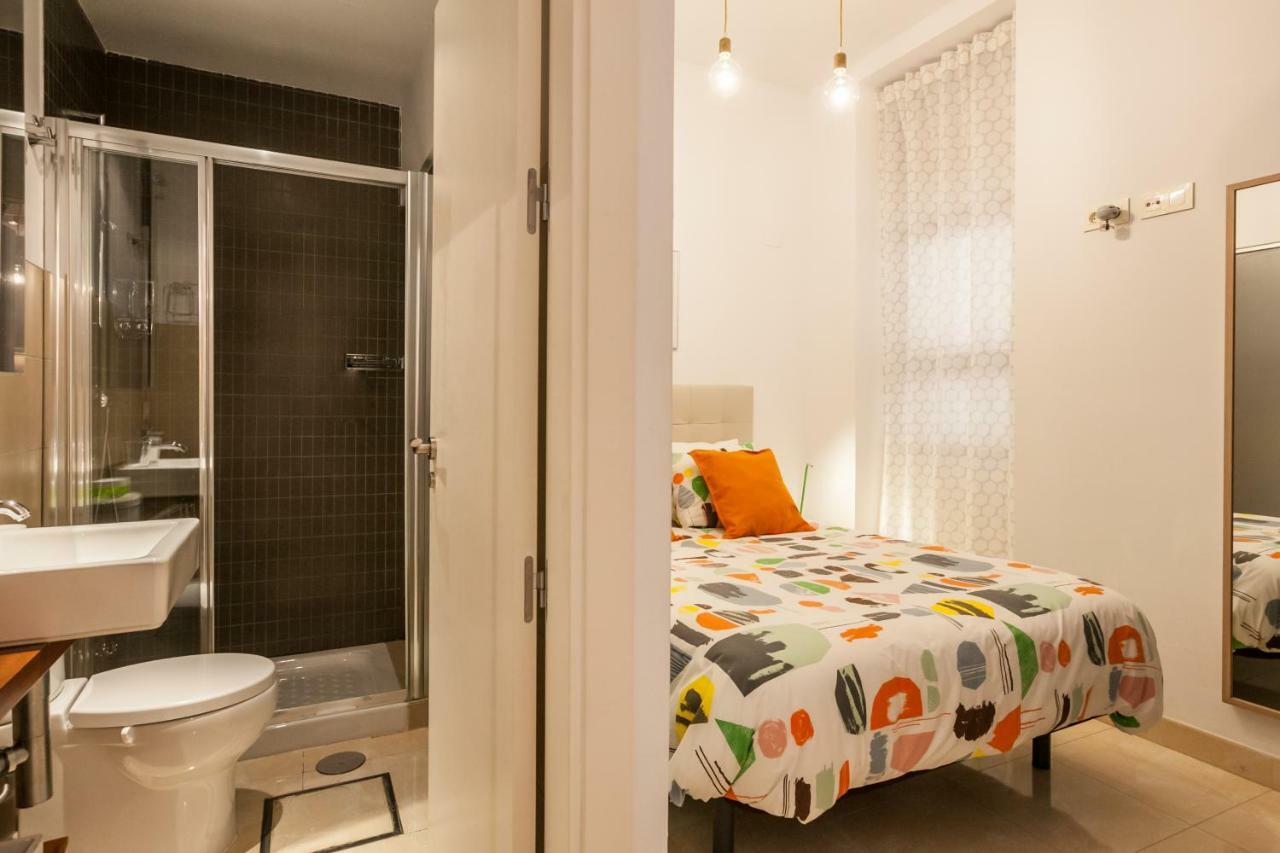 Homefeel Alameda Севилья Экстерьер фото
